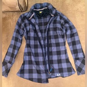 Women’s Small Under Armour black/navy plaid zip up